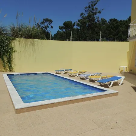 Scenic In Foz Do Arelho With Private Swimming Pool Villa